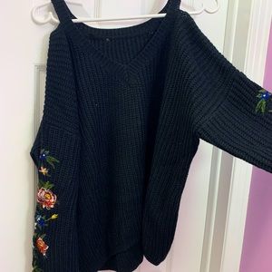 Open shoulder long sleeve knit sweater